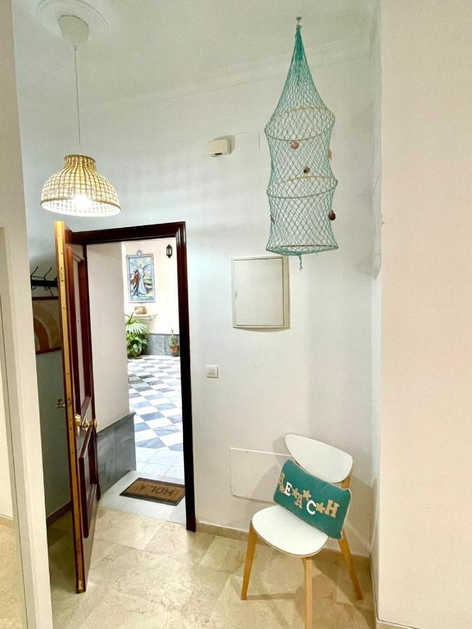 Gatu Villa Gadir, Preferente Mayores De 25 Anos Y Familias Cádiz Exteriör bild