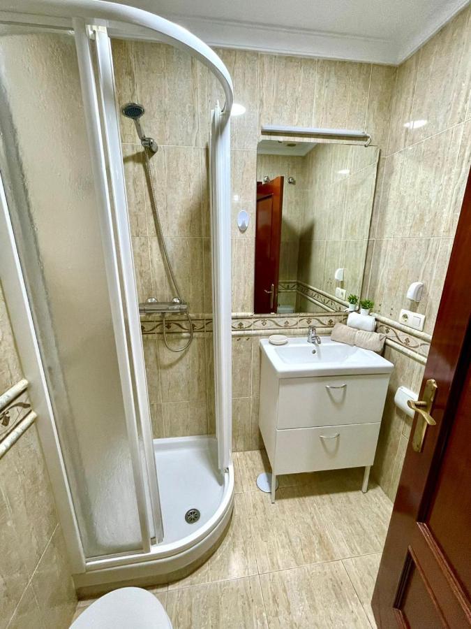 Gatu Villa Gadir, Preferente Mayores De 25 Anos Y Familias Cádiz Exteriör bild