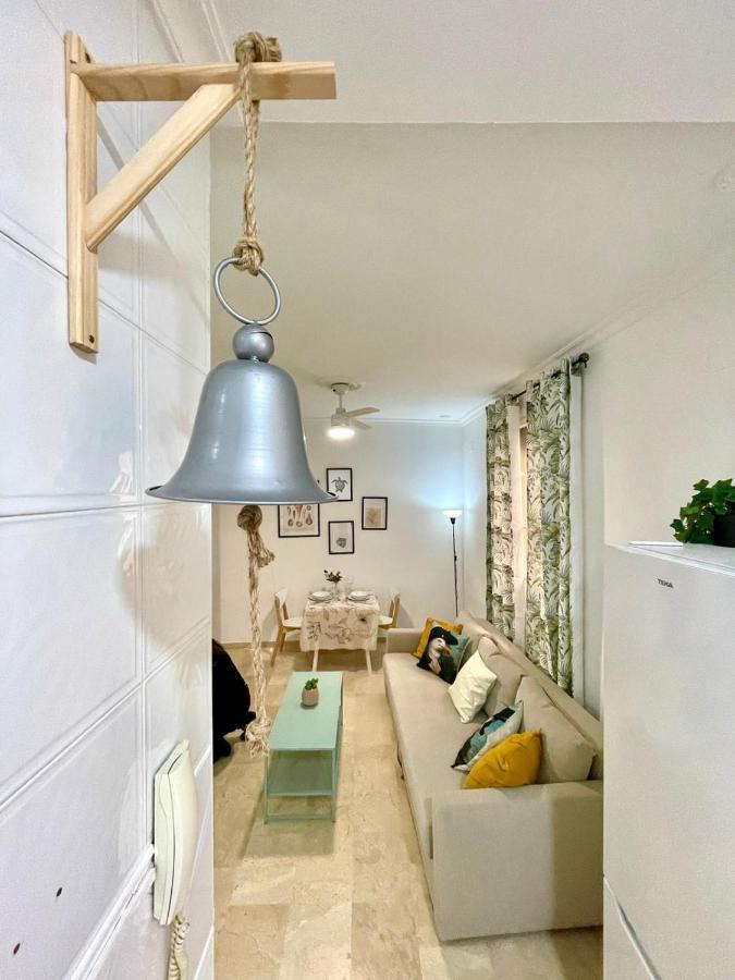 Gatu Villa Gadir, Preferente Mayores De 25 Anos Y Familias Cádiz Exteriör bild